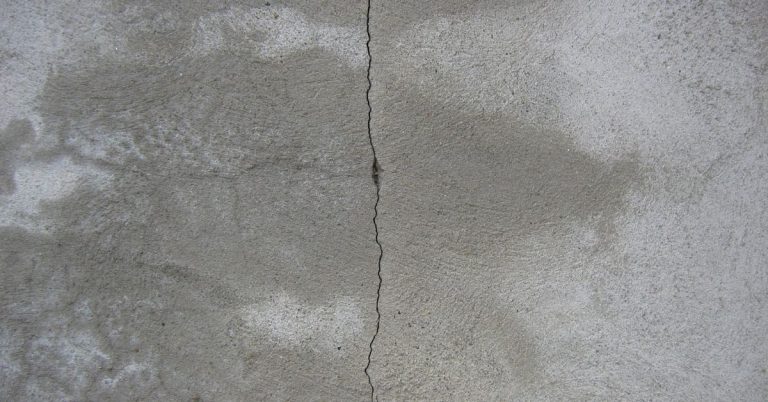 ترک خوردگی بتن